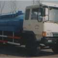 照片耐力牌HSJ5240GYY型运油车