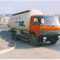 照片华宇达牌LHY5203GFL型粉粒物料运输车