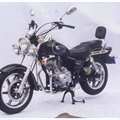 照片三叶雅马王牌YMW150-7型两轮摩托车