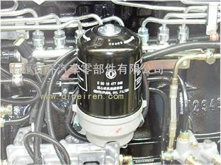 供应东风天龙 雷诺DCI发动机 滤清器带支架组件