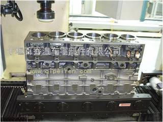 供应东风天龙 雷诺DCI 发动机 气缸体总成D5010550603