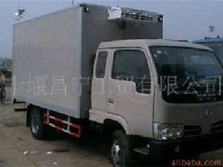 供应东风CLW5050XLC3金霸冷藏车