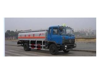 供应程力威牌CLW5161GYY3型运油车