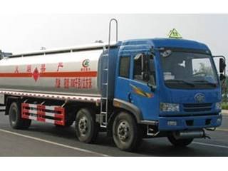 供应程力威牌CLW5253GYYC3型运油车