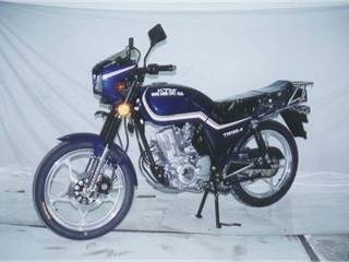 天马牌TM125-4型两轮摩托车