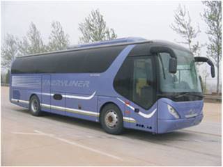 青年牌JNP6100-2E型豪华旅游客车