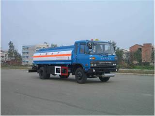龙帝牌SLA5121GHYE型化工液体运输车