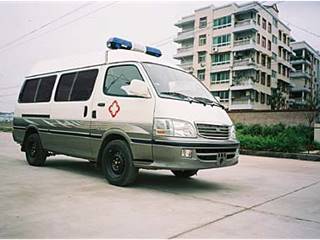 圣路牌SL5030XJH-H型救护车