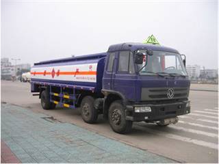 程力威牌CLW5251GYY型运油车