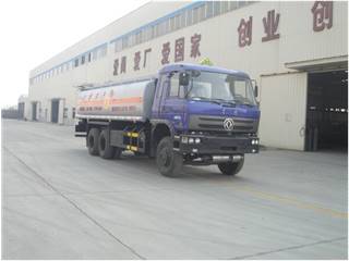 特运牌DTA5252GHYE型化工液体运输车