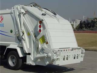 供应东风SE5070ZYS压缩式垃圾车