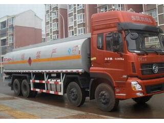岷江牌YZQ5313GRY4型易燃液体罐式运输车