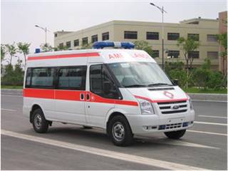 广客牌GTZ5031XJH-F型救护车