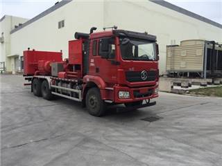 兰矿牌LK5225TYL70型压裂车