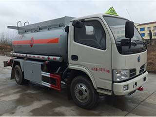 楚风牌HQG5081GRYGD5型易燃液体罐式运输车