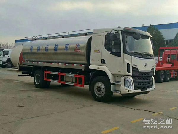 东风柳汽13吨液态食品运输车大促销
