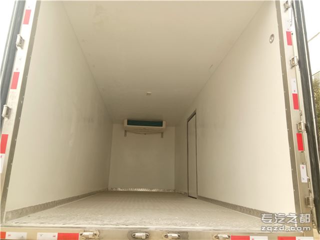 福田瑞沃6.8米冷藏车厂家直销