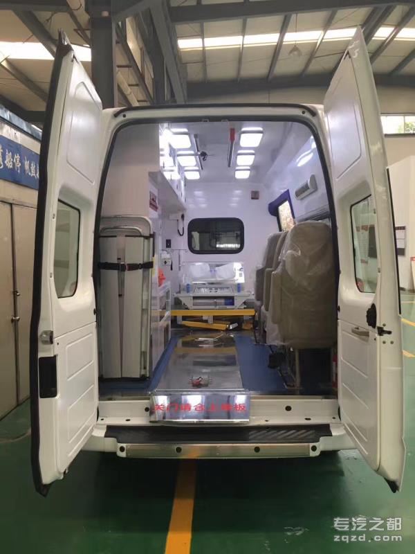 妇幼保健院专用奔驰国V妇婴抢救监护型救护车现车出售随时看车