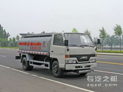 供应CLW5062江铃5-6立方加油车