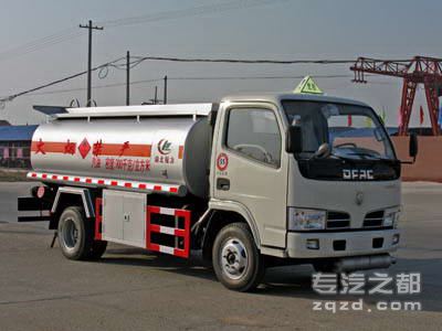 供应CLW5072东风大金霸6-7立方加油车