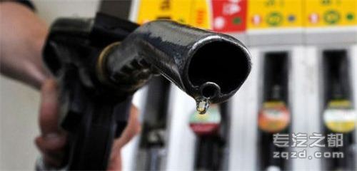 国内油价迎第四涨 柴油每升上涨0.14元