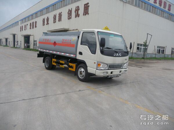 供应江淮DTA5070GRY易燃液体罐式运输车