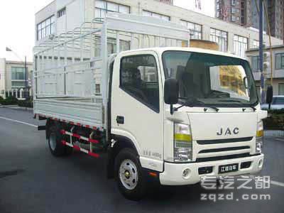 江淮牌HFC5040CCYP73K1B4型仓栅式运输车