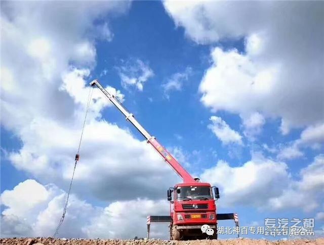湖北神百专汽举办“西藏行”随车吊摄影大赛展现企业风采
