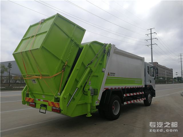东风多利卡(D9)10吨压缩垃圾车多少钱 压缩垃圾车厂家在哪