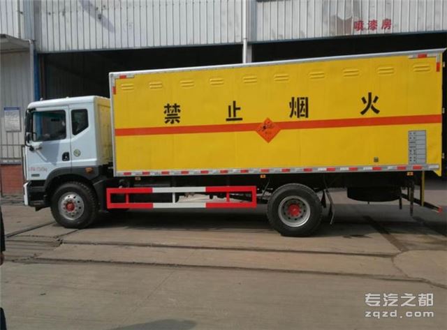 厂家直销东风D9大多利卡6.3米爆破器材运输车 危化品运输车价格