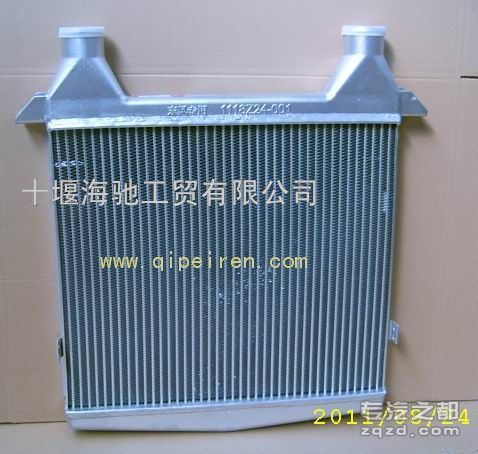 供应东风康机230-260马力-中冷器