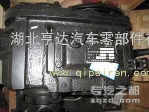 供应东风军车分动箱总成1800A-010-C(Dongfeng Automobile)