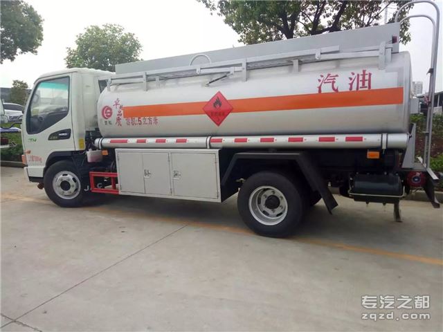 江淮骏铃5吨8吨加油车油槽车图片厂家指导价格是多少钱