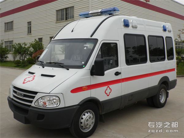南京依维柯长轴运输型救护车专卖