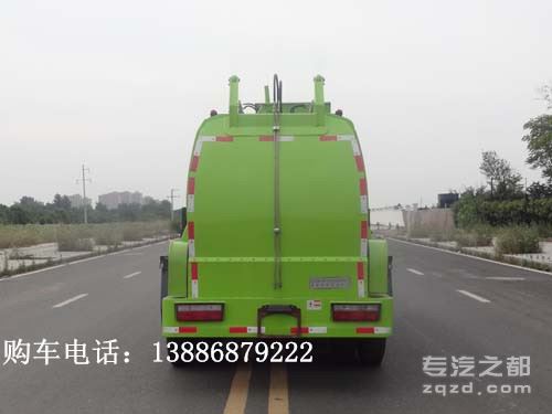 新款东风国五餐厨垃圾车 泔水运输车厂家促销进行中