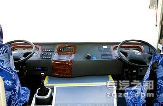 楚风9米经济型客车教练车  客车柴油教练车