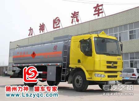 供应乘龙4x2运油车