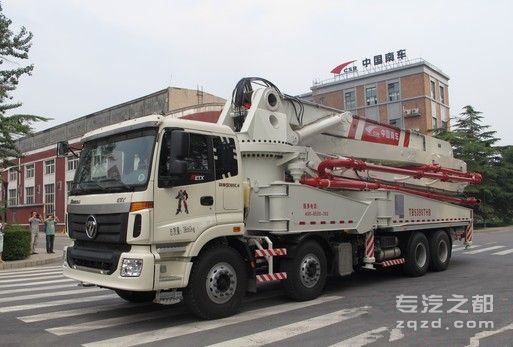 中国南车首辆双燃料混燃动力泵车下线