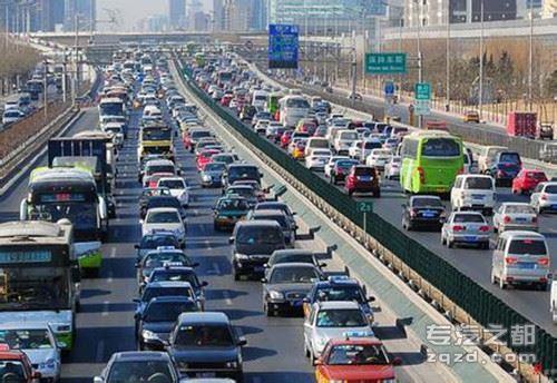 北京今日起机动车排放超标最高罚三千