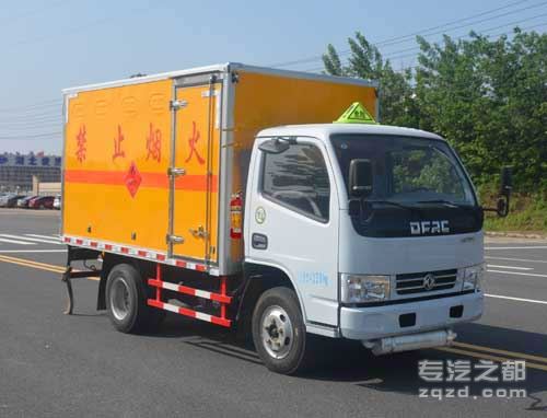东风小型3.5米易燃气体运输车价格