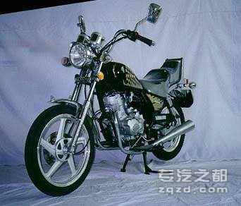 宝德牌BT125-12型两轮摩托车
