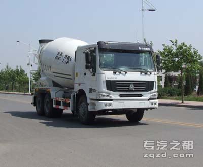 欧铃牌ZB5251GJB型混凝土搅拌运输车