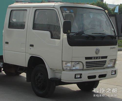 华通牌HCQ5050JGKE3型高空作业车