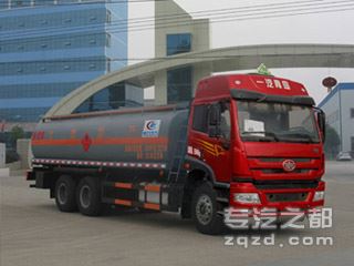 程力威牌CLW5252GRYC4型易燃液体罐式运输车