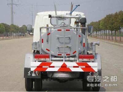 东风牌EQ5050GSS20D3型洒水车-后部图片