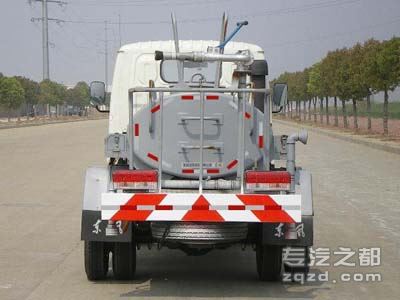 东风牌EQ5040GSS20D3型洒水车-后部图片