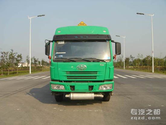 中集牌ZJV5252GJYSD型加油车-图片3