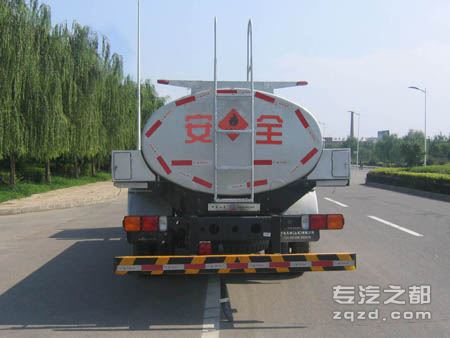 中集牌ZJV5121GJYSD型加油车-图片2