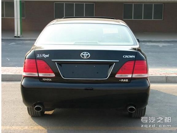 丰田(toyota)牌tv7250royalad型轿车后部图片