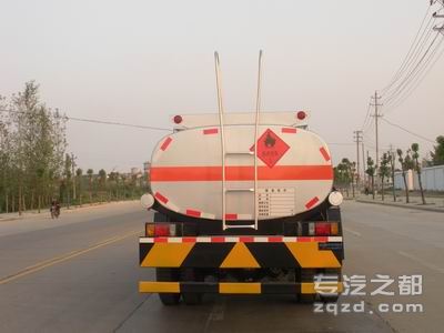 楚风牌HQG5150GYYGD3型运油车-后部图片